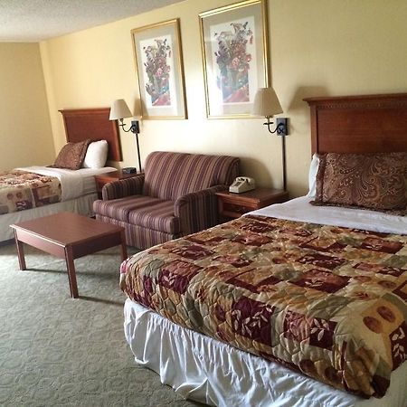 Plaza Hotel And Suites Pine Bluff Exteriér fotografie