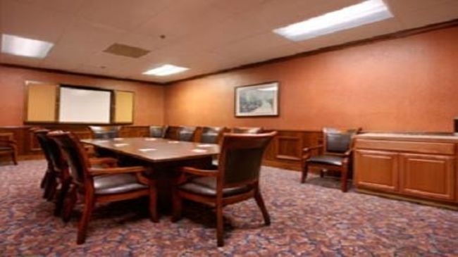 Plaza Hotel And Suites Pine Bluff Zařízení fotografie